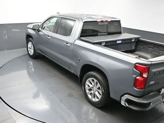 Used 2021 Gray Chevrolet LTZ image 43