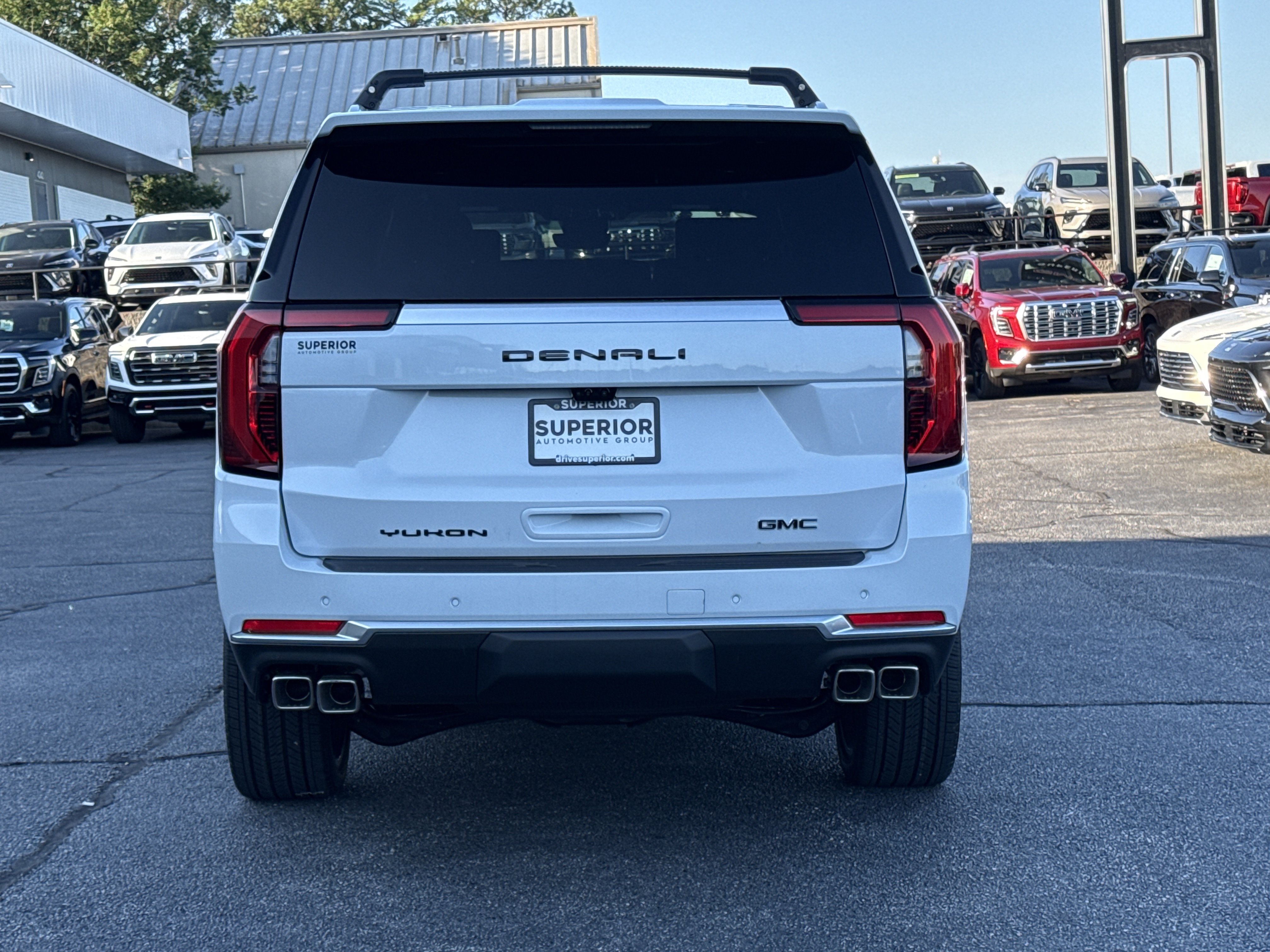 2026 GMC Yukon Denali - Photo 4