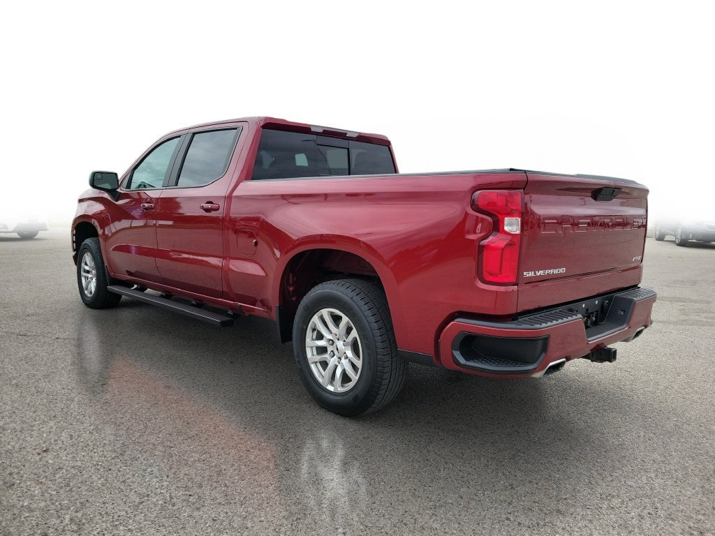 Used 2019 CAJUN RED TINTCOAT Chevrolet RST image 3