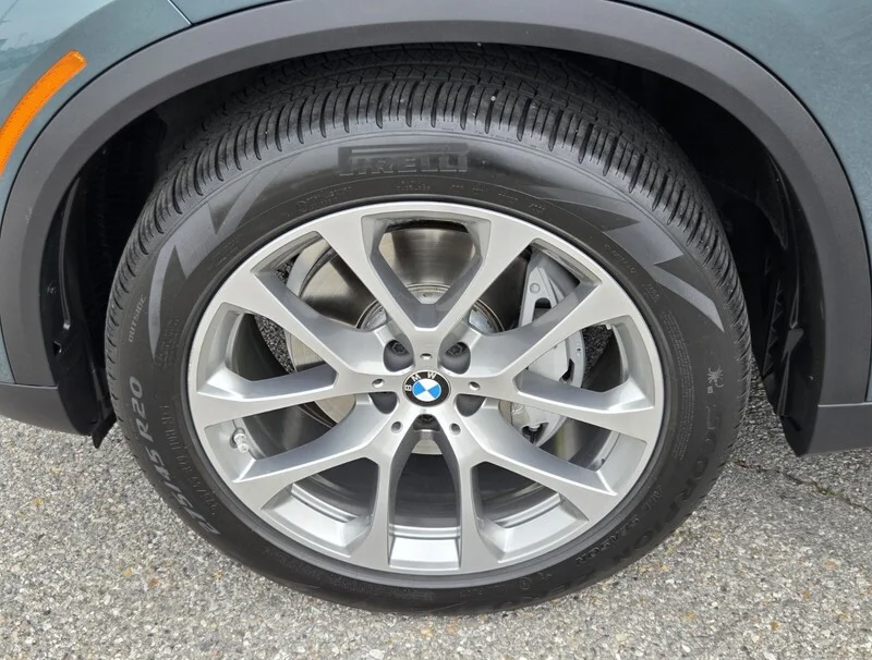 Used 2024 Blue BMW XDRIVE40I SPORTS ACTIVITY VEHICLE image 22