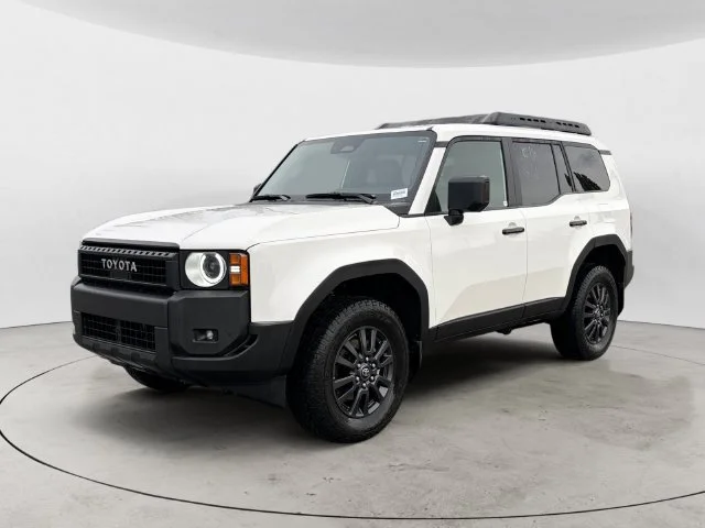 Used 2025 White Toyota 1958 image 1