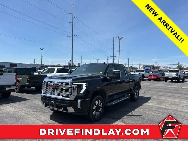 2026 GMC Sierra Denali 4WD Crew Cab Standard Box's photo
