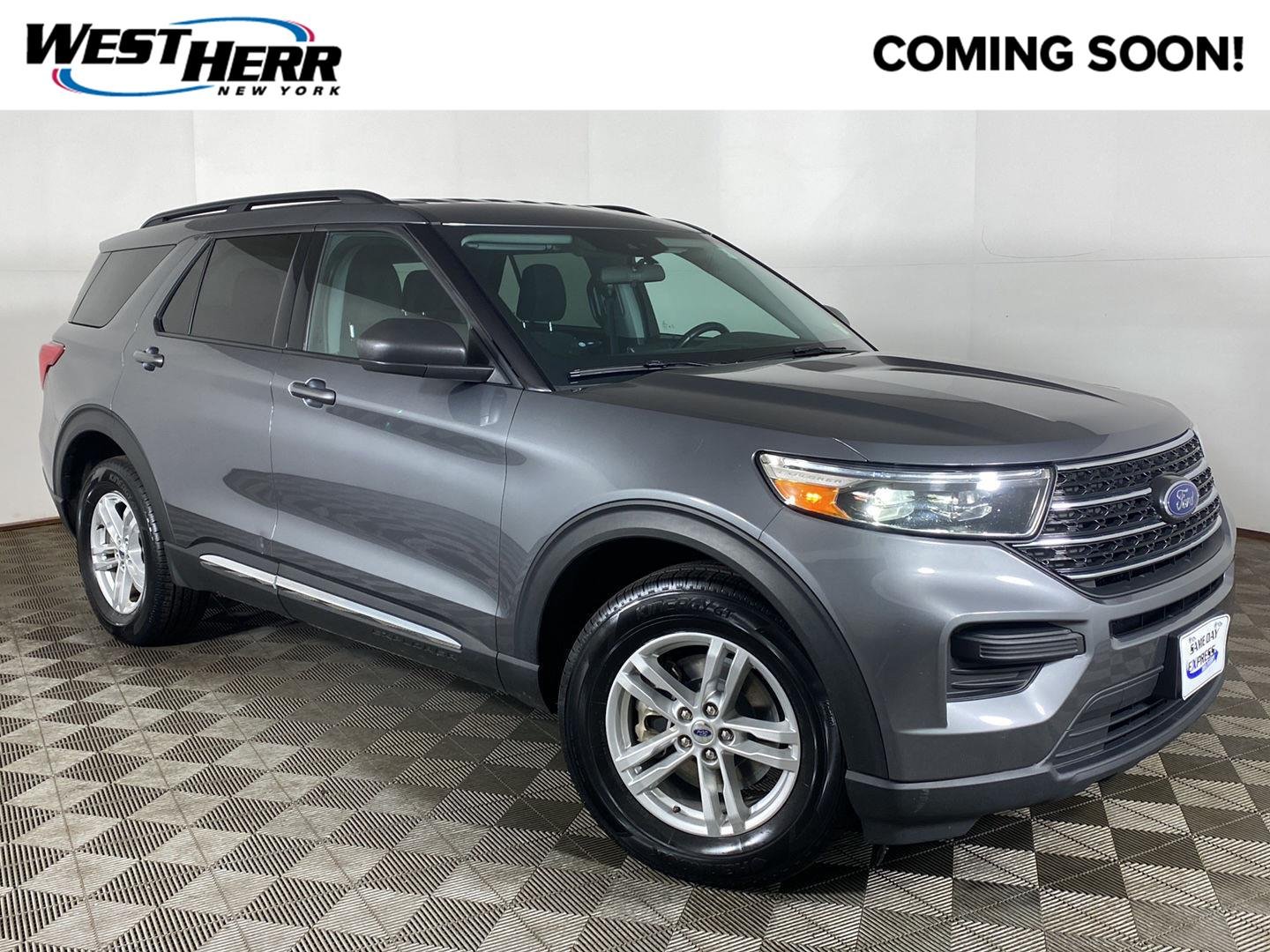 Used 2022 Carbonized Gray Ford XLT image 1
