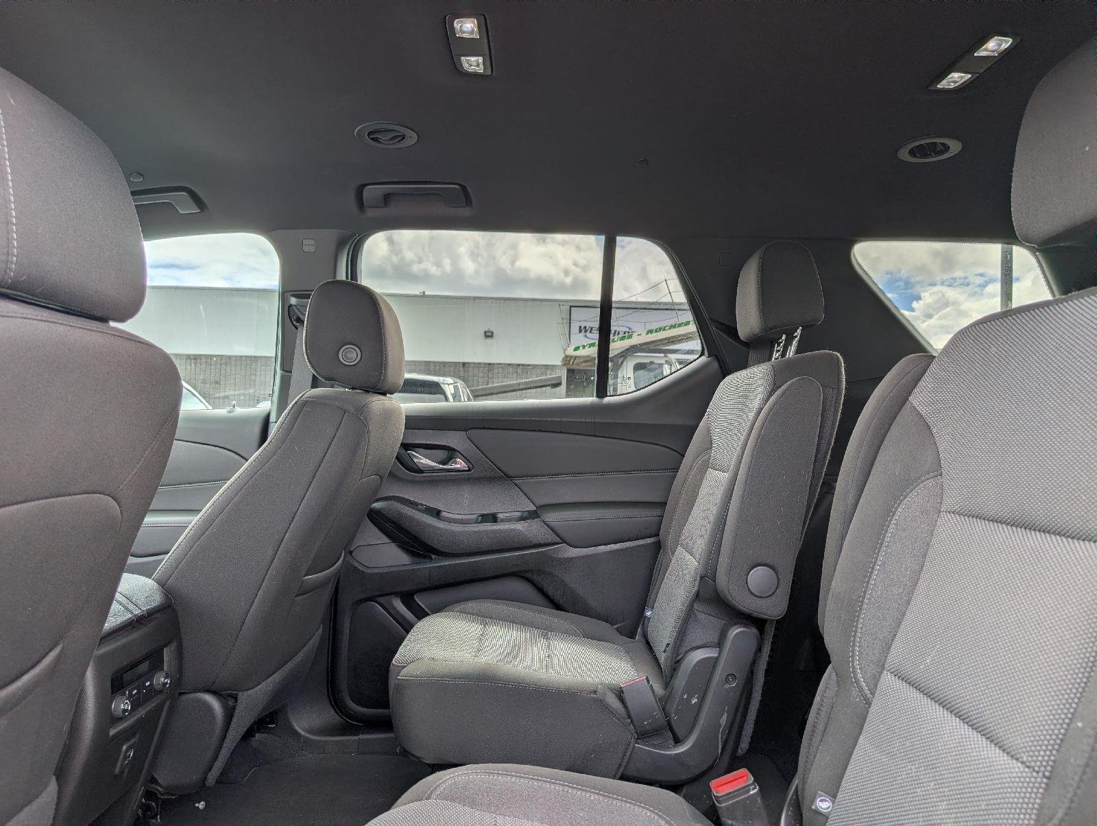 Used 2023 Mosaic Black Metallic Chevrolet LT Cloth image 9