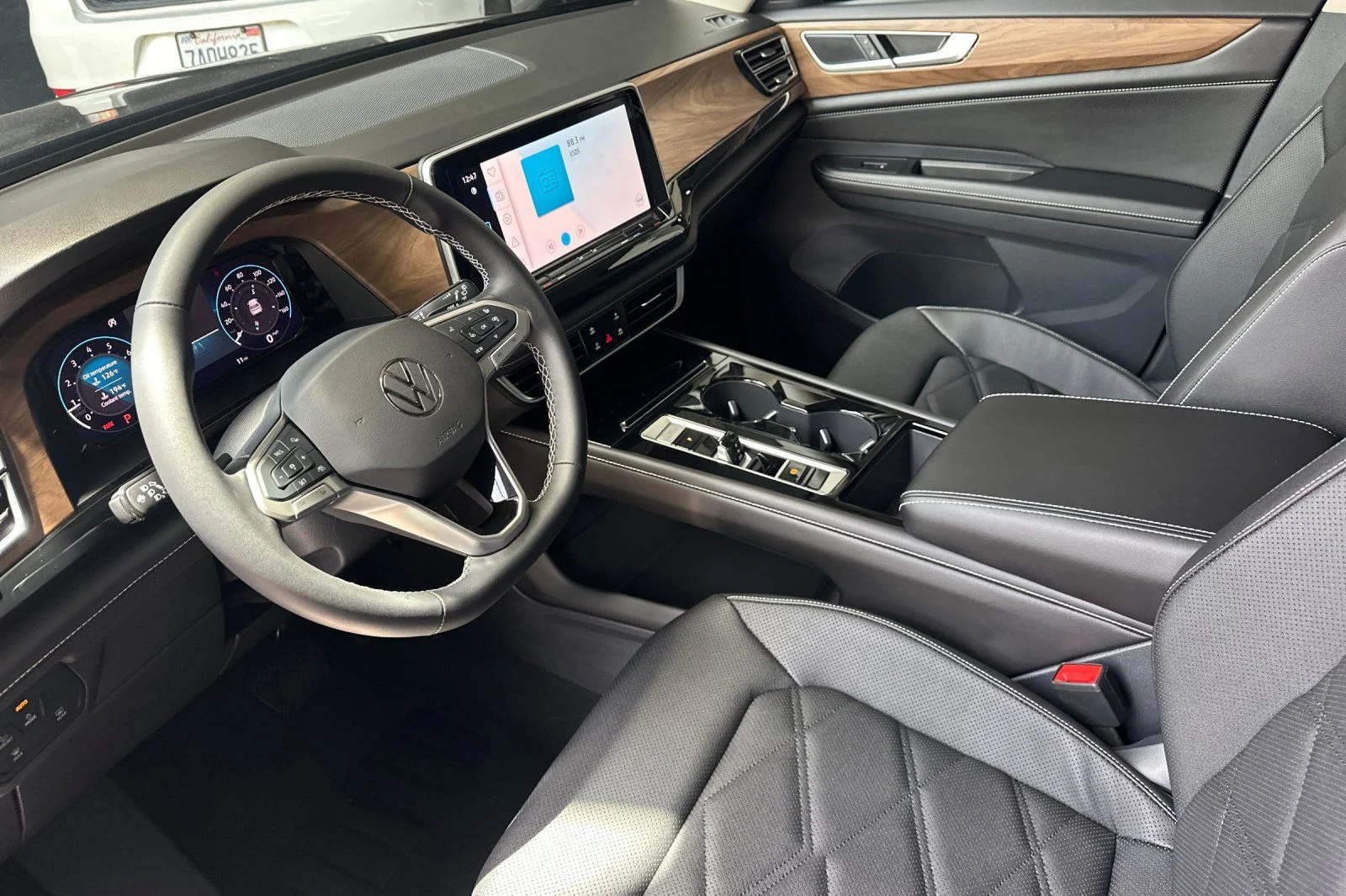 New 2026 Black Volkswagen 2.0T SE w/Technology image 8