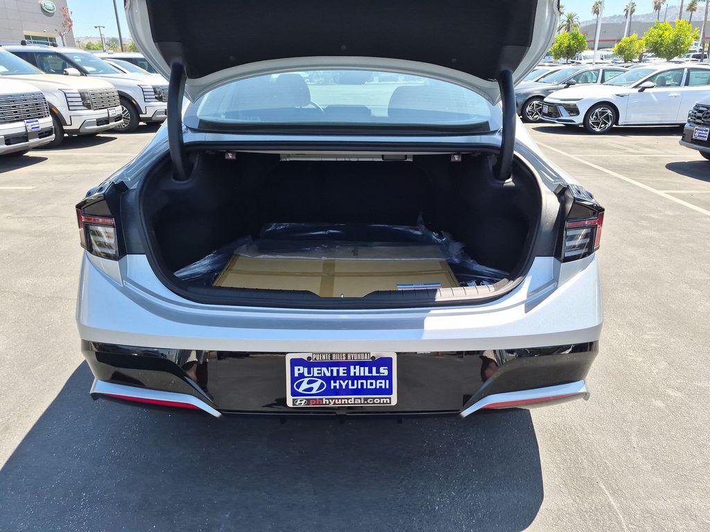 New 2026 Silver Hyundai SEL image 33