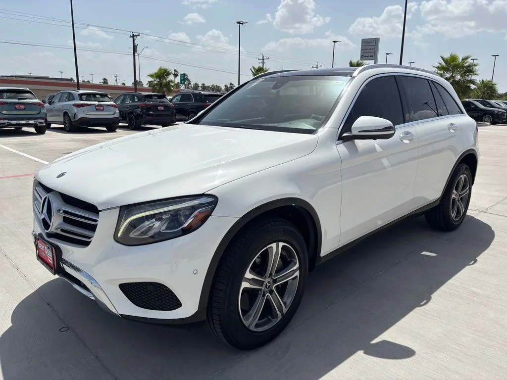 Used 2019 White Mercedes-Benz GLC 300 image 2