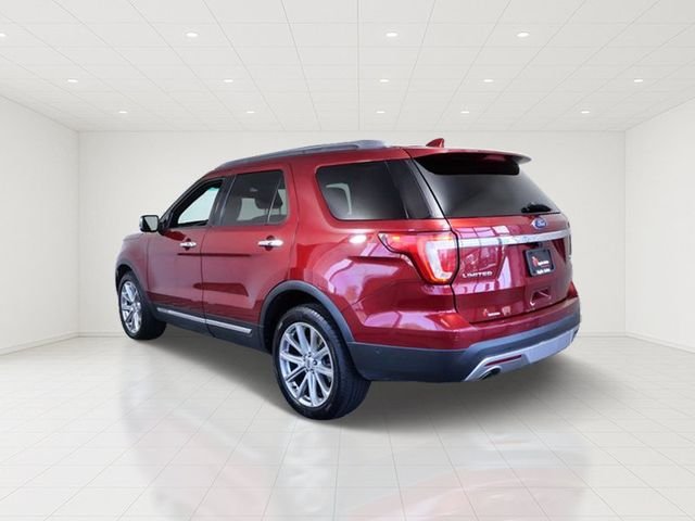 Used 2016 Red Ford Limited image 4