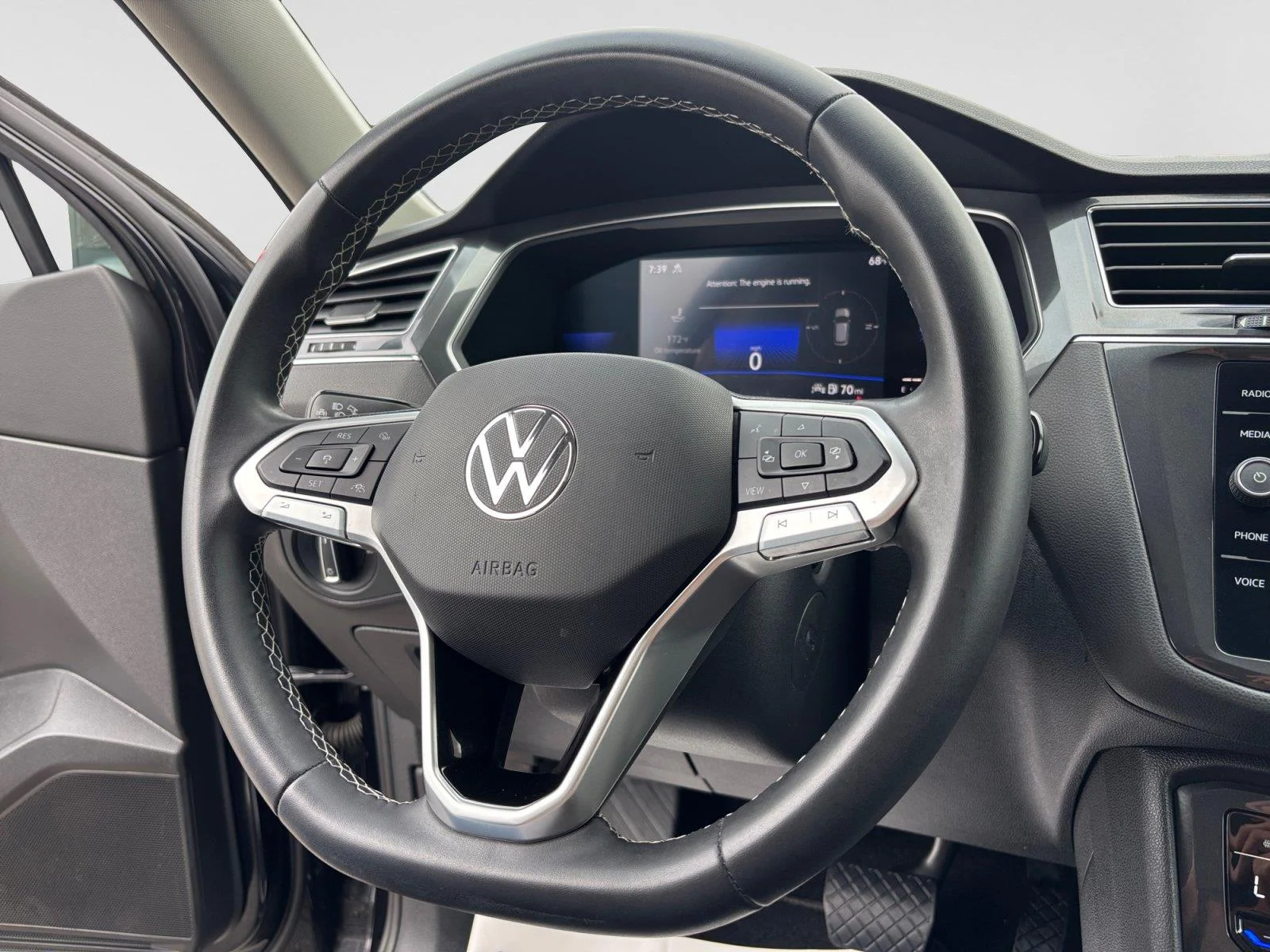 2023 Volkswagen Tiguan SE - Photo 28