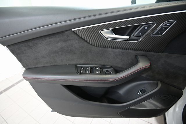 Used 2020 White Audi 4.0T image 21