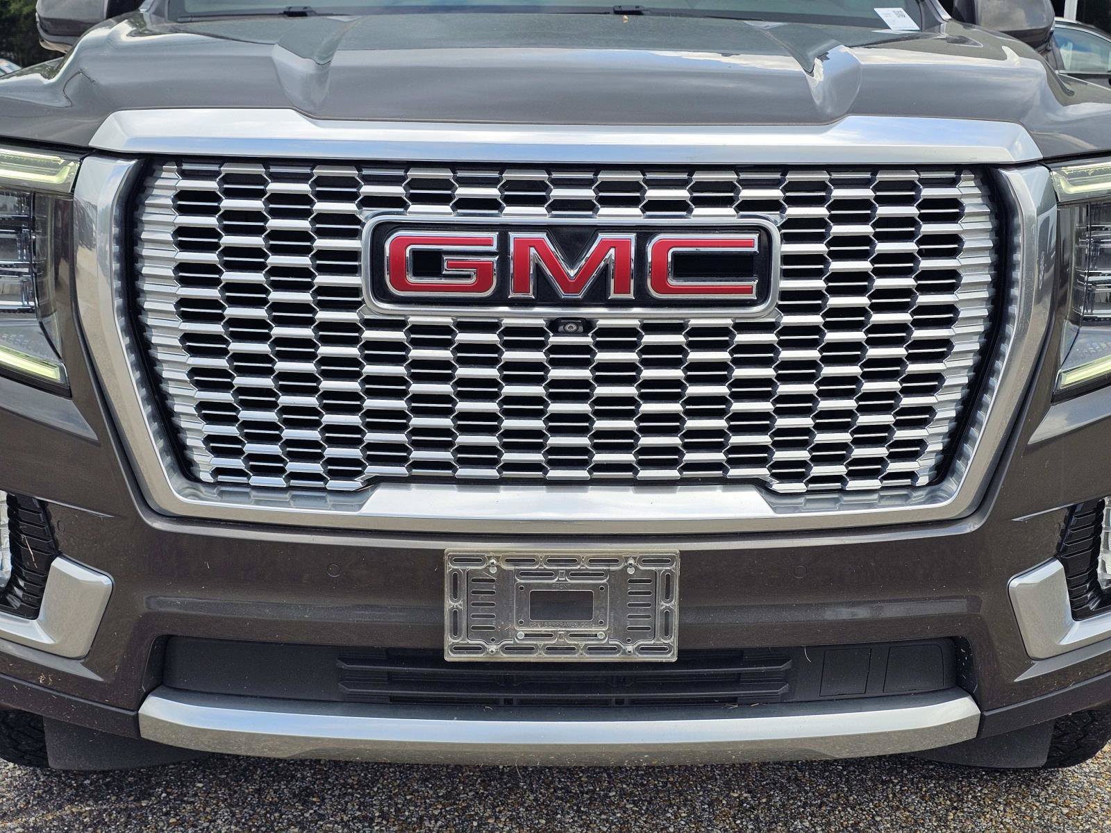 Used 2021 Smokey Quartz Metallic GMC Denali image 3