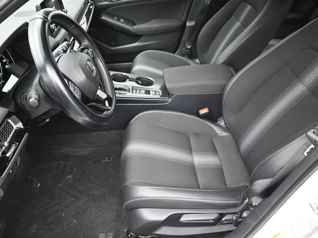 Used 2024 Platinum White Pearl Honda Sport image 18