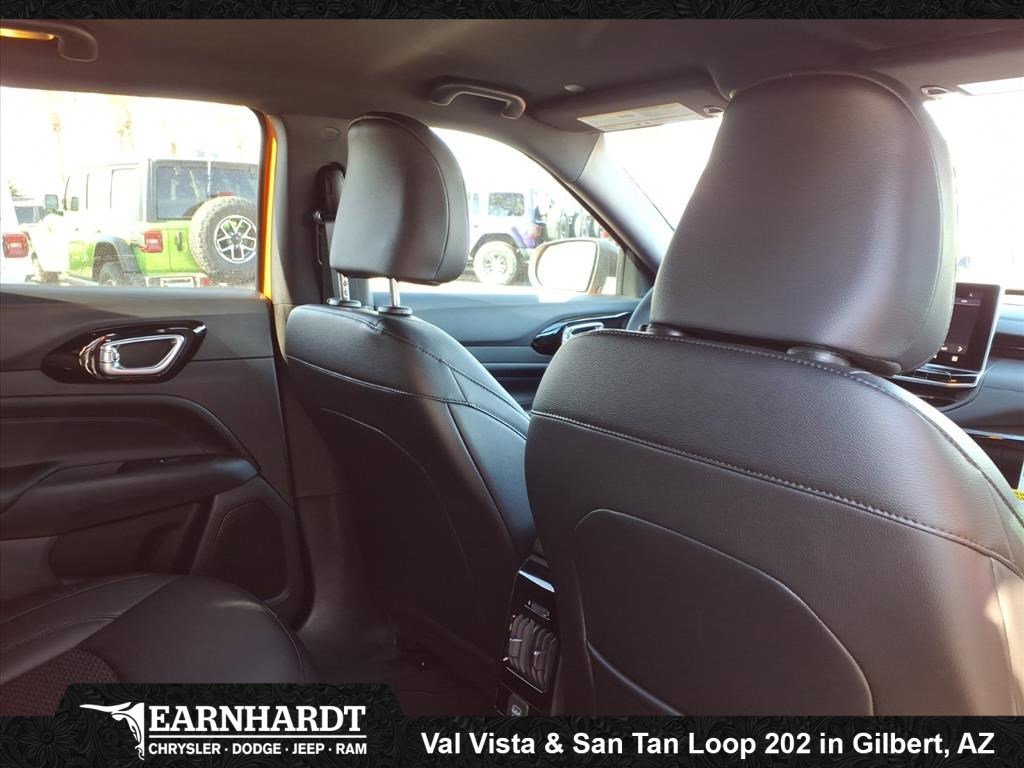 New 2026 Joose (DISC) Jeep Latitude Altitude image 8
