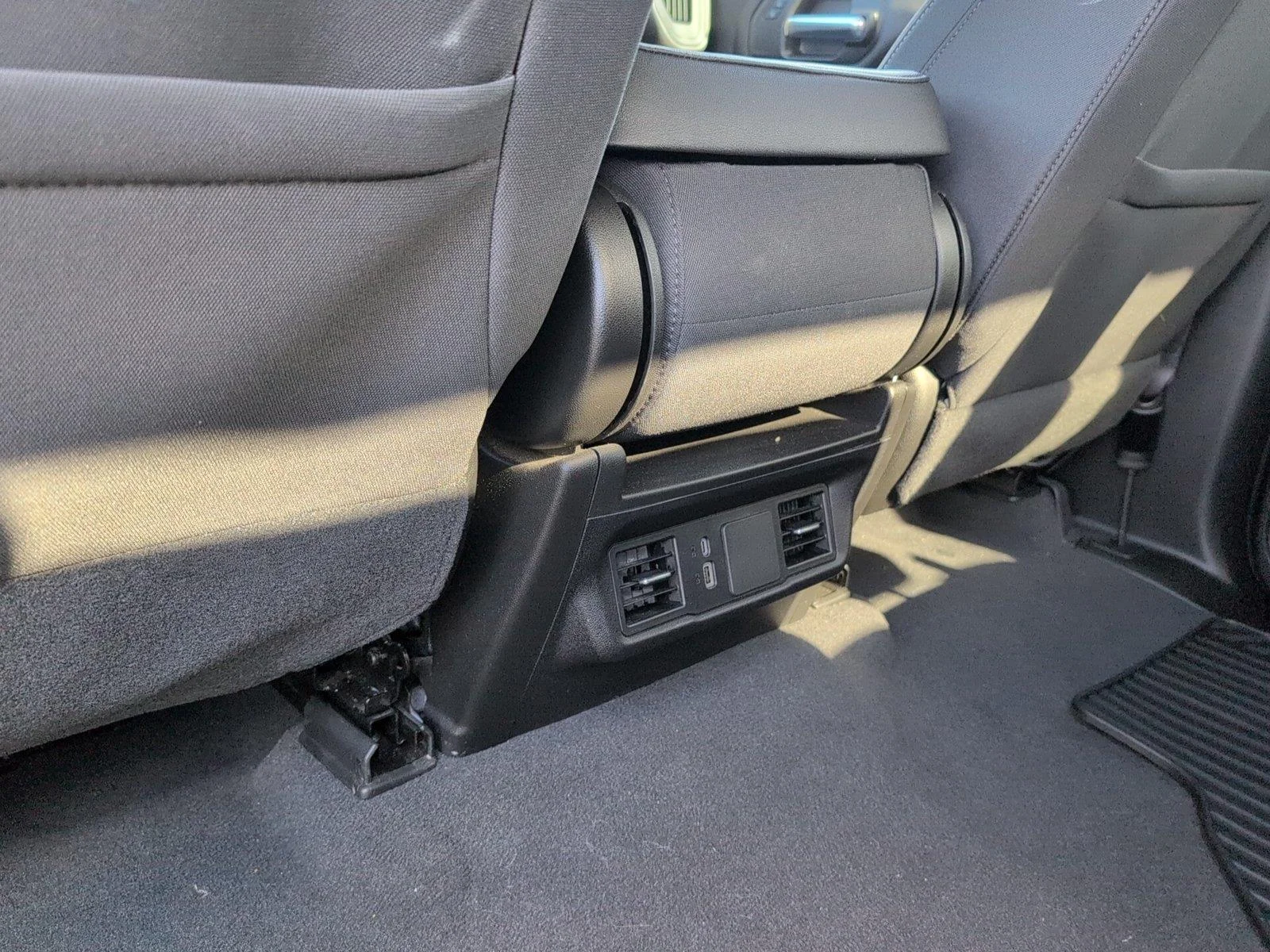 Used 2024 Summit White Chevrolet Custom image 32