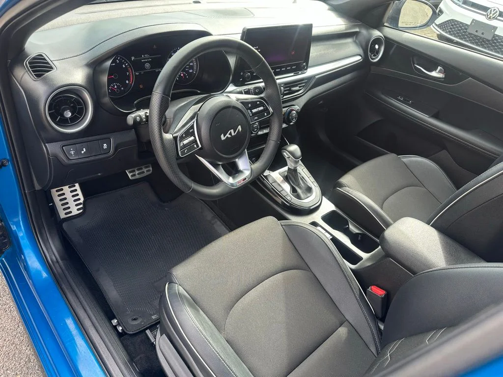 Used 2023 Blue Kia GT-Line image 8