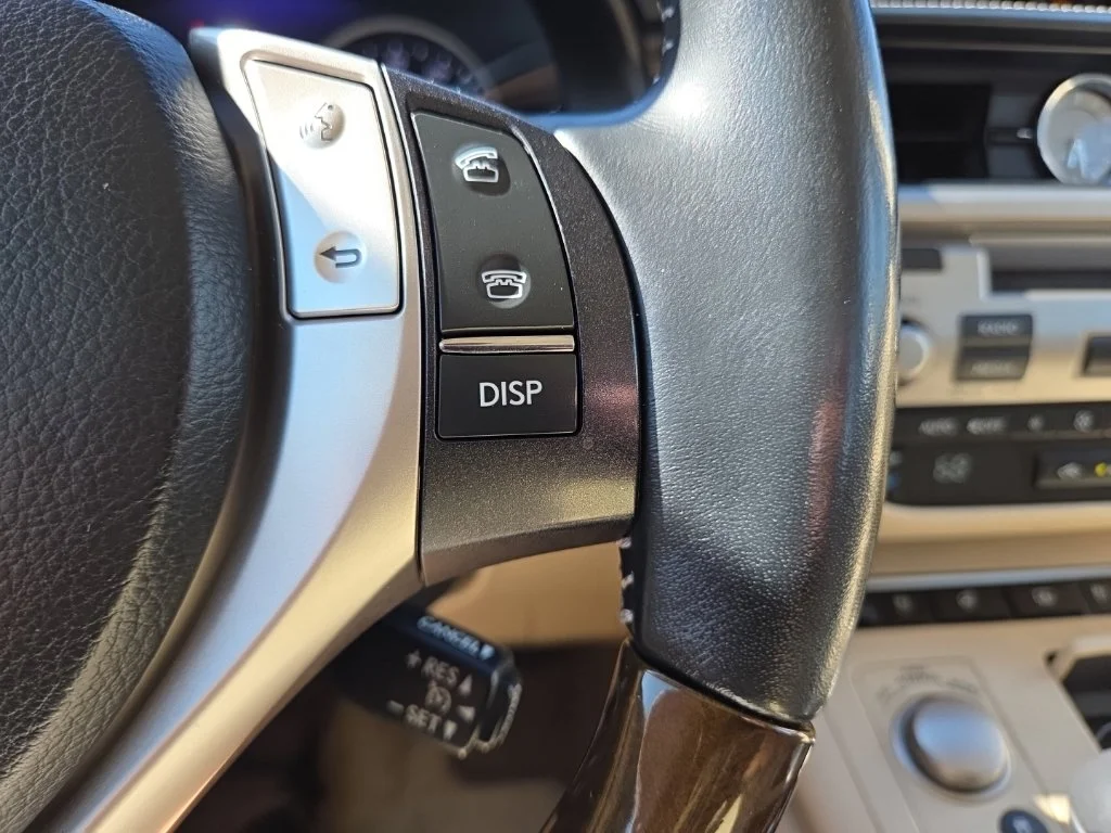 Used 2013 Red Lexus 350 image 37