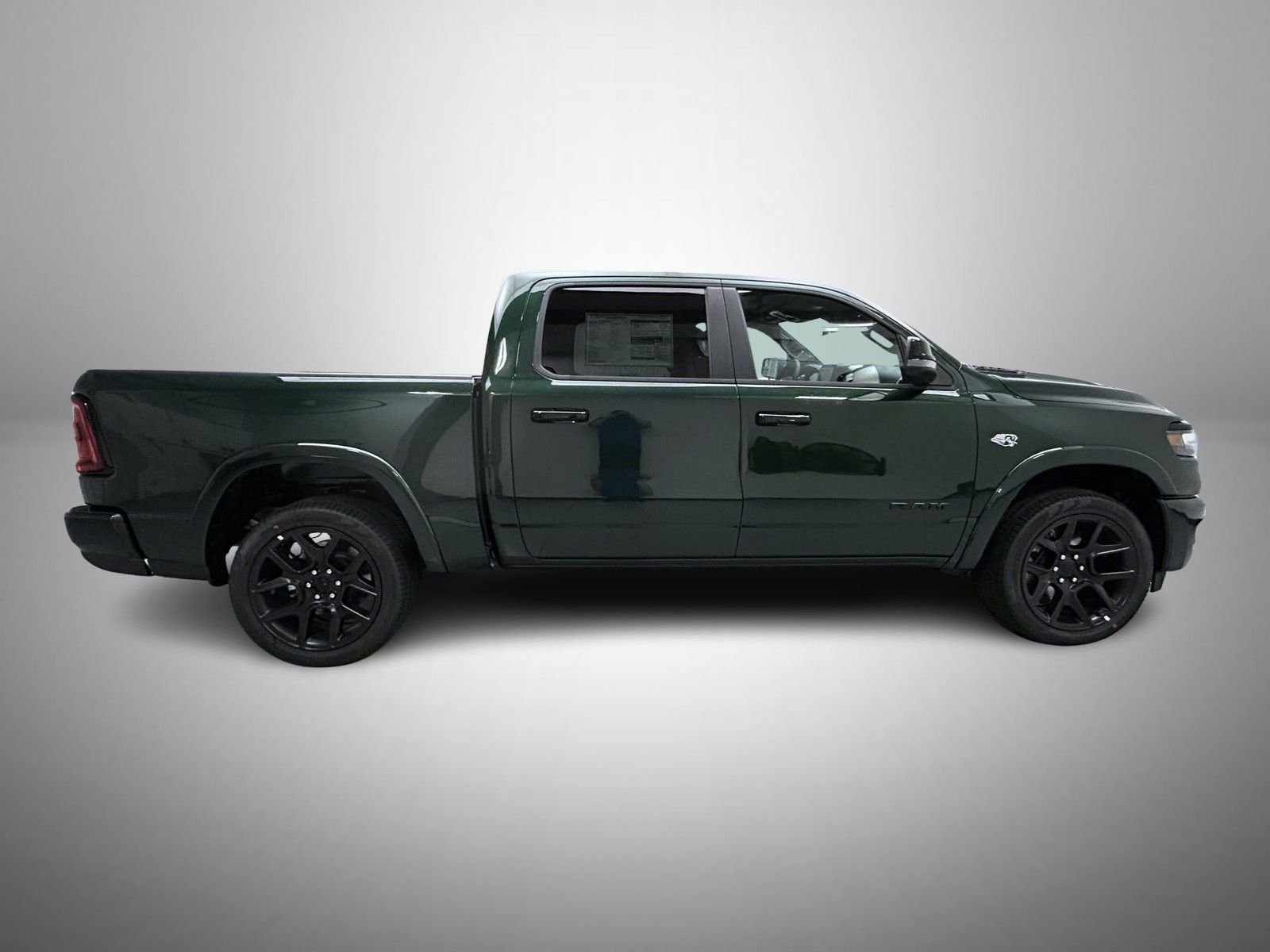 New 2026 Serrano-Green Metallic Exterior Paint RAM Laramie image 4