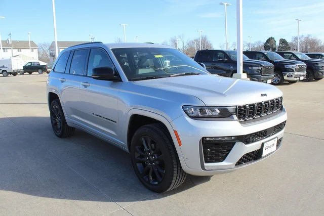 2026 Jeep Grand Cherokee Limited Reserve