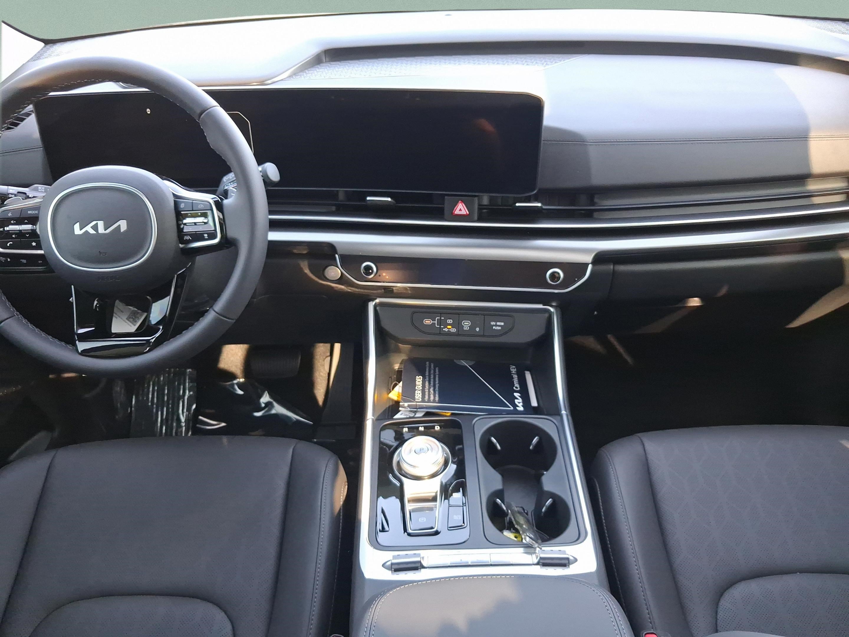 New 2026 Ceramic Silver Kia SX image 41