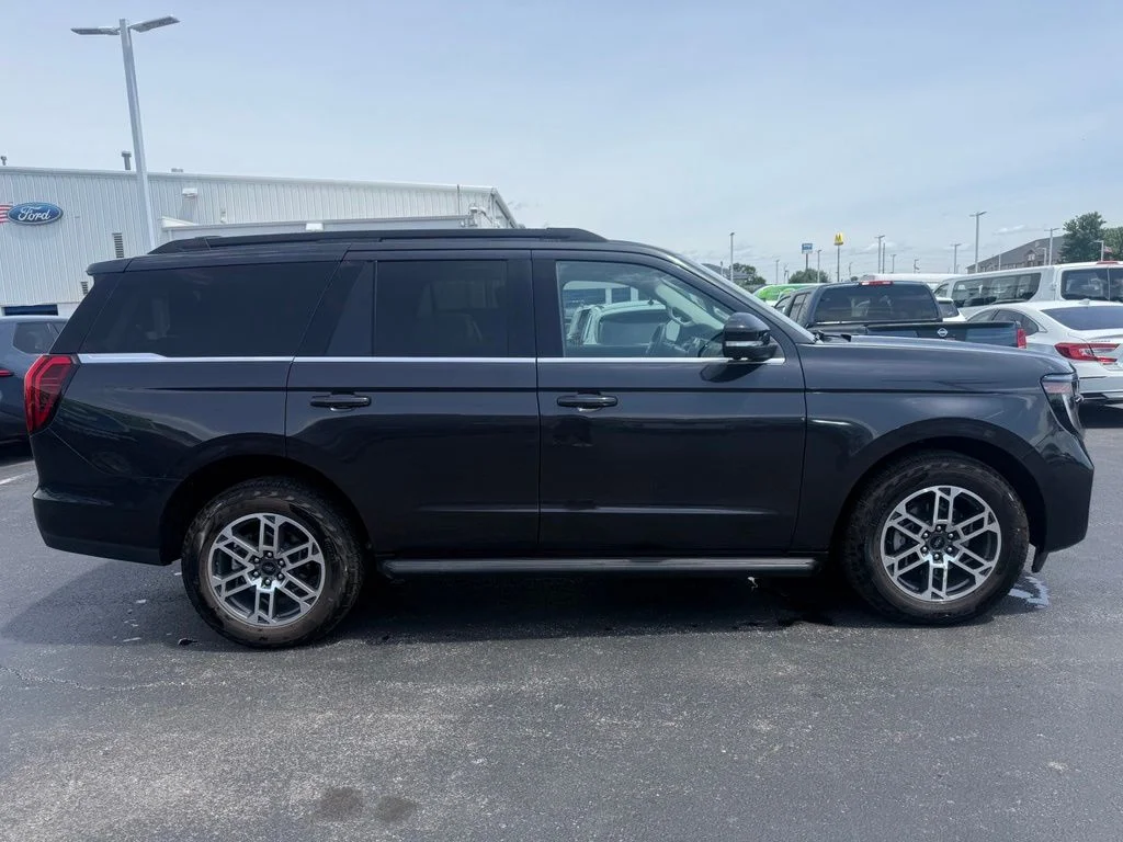 New 2026 Dark Matter Gray Metallic Ford Active image 2