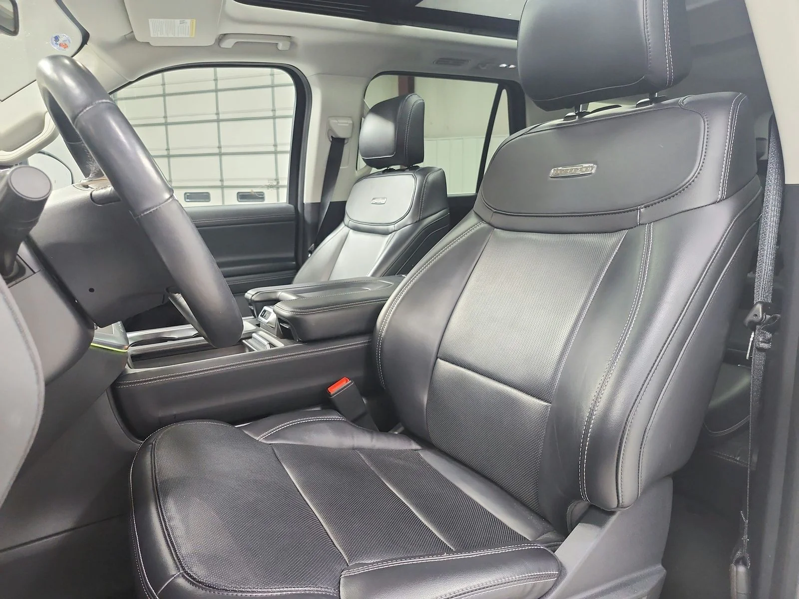 Used 2025 White Ford Platinum image 10