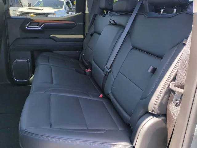 Used 2023 Silver GMC Denali image 22
