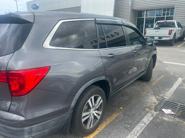 Used 2016 Gray Honda EX-L image 3