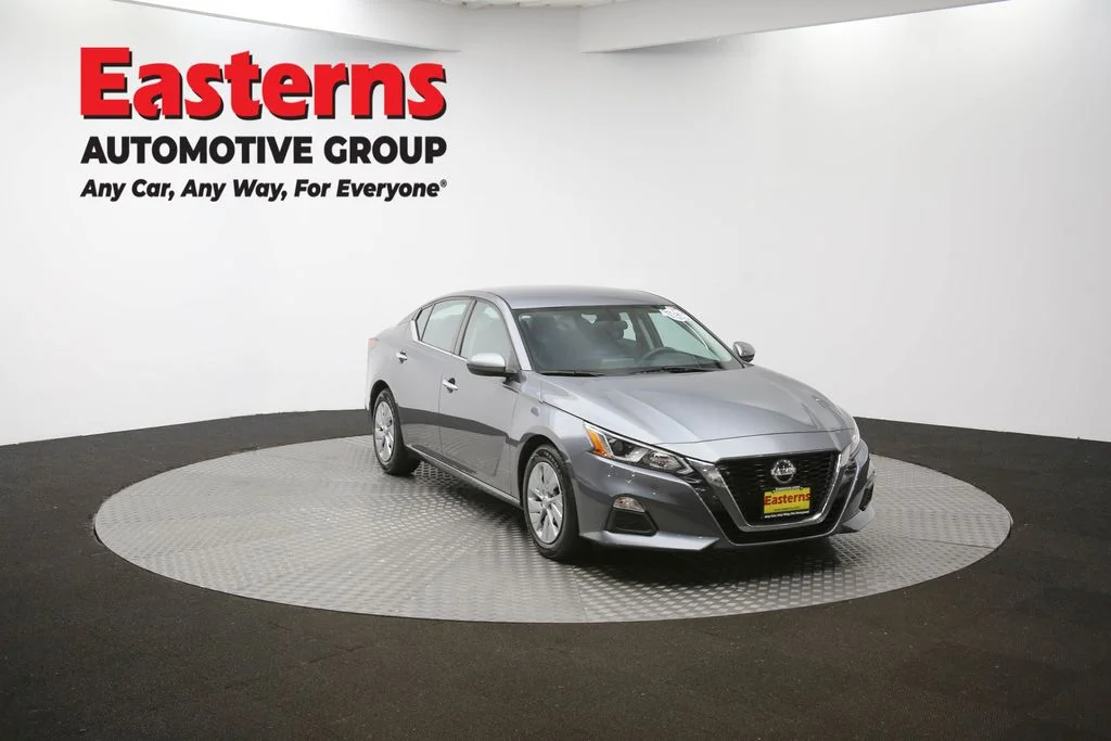 Used 2020 Gray Nissan 2.5 S image 49