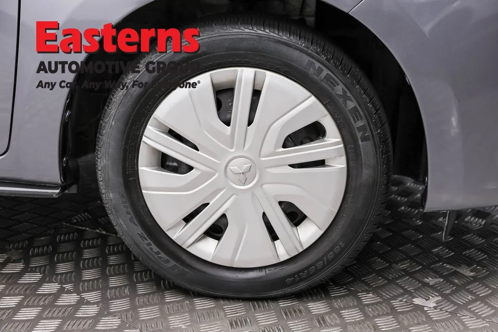 Used 2021 Gray Mitsubishi ES image 26