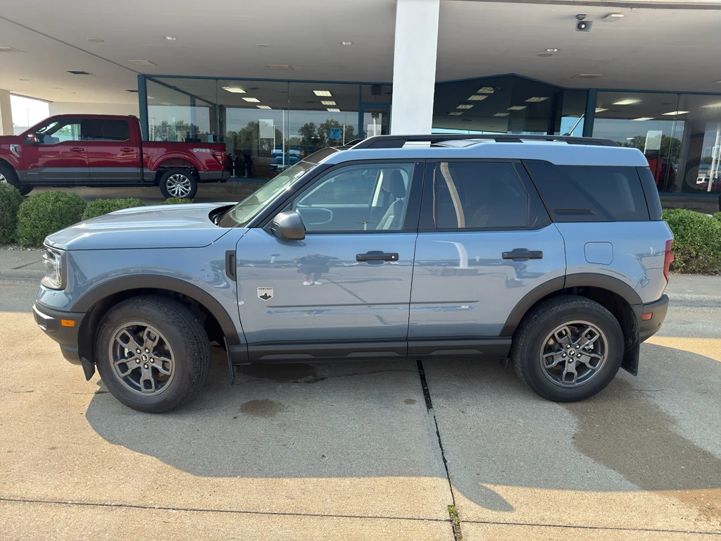 Used 2024 Azure Gray Metallic Tri-Coat Ford Big Bend image 9