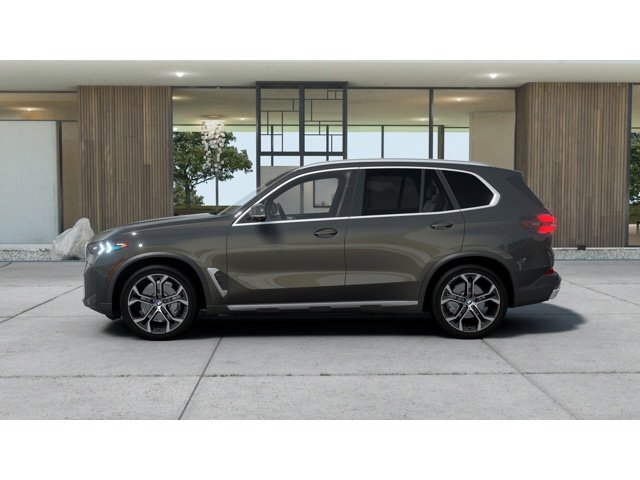 New 2026 Dravit Grey Metallic BMW sDrive40i image 4
