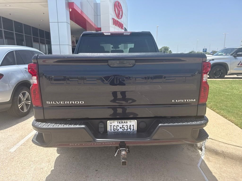 Used 2023 Gray Chevrolet Custom image 3