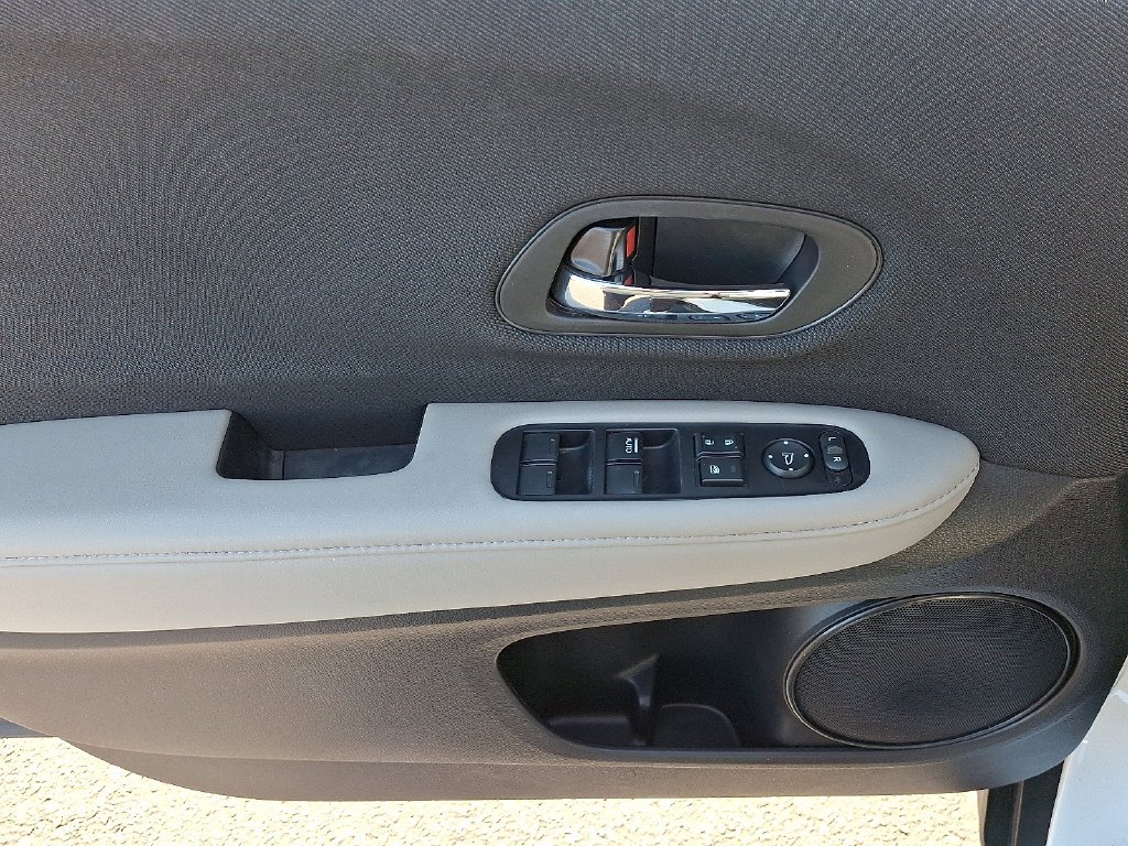 2021 Honda HR-V LX - Photo 13
