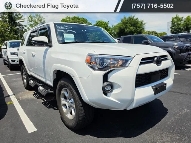 Used 2024 Ice Cap Toyota SR5 Premium image 3