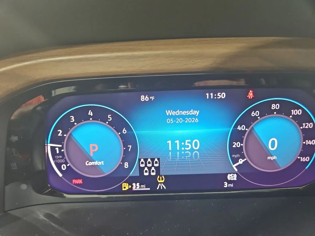 New 2026 White/off-white Volkswagen SE w/Technology image 15