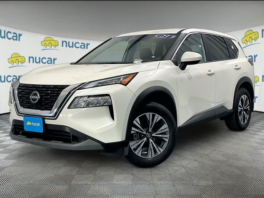 Used 2023 White Nissan SV image 3
