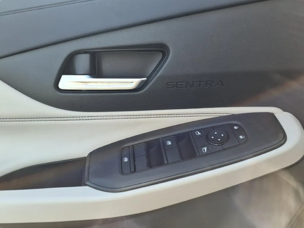 Used 2026 Gray Nissan SL image 19