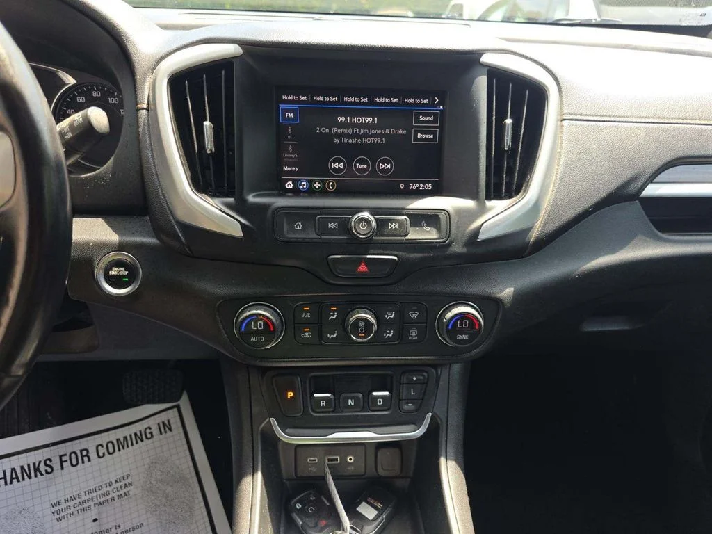 Used 2021 White GMC SLE image 4