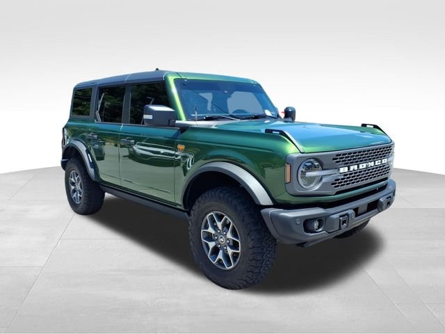 Used 2023 Green Ford Badlands image 11