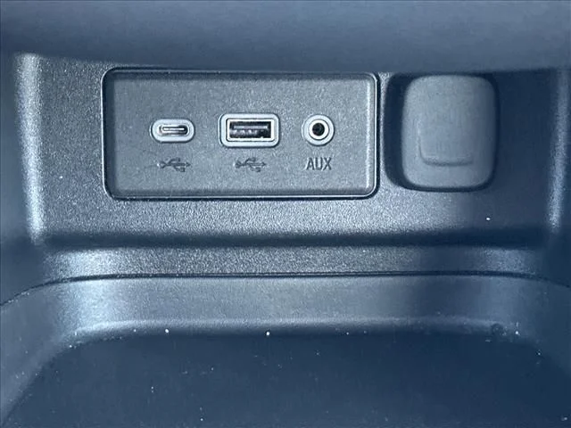 Used 2019 Silver Chevrolet LT image 29