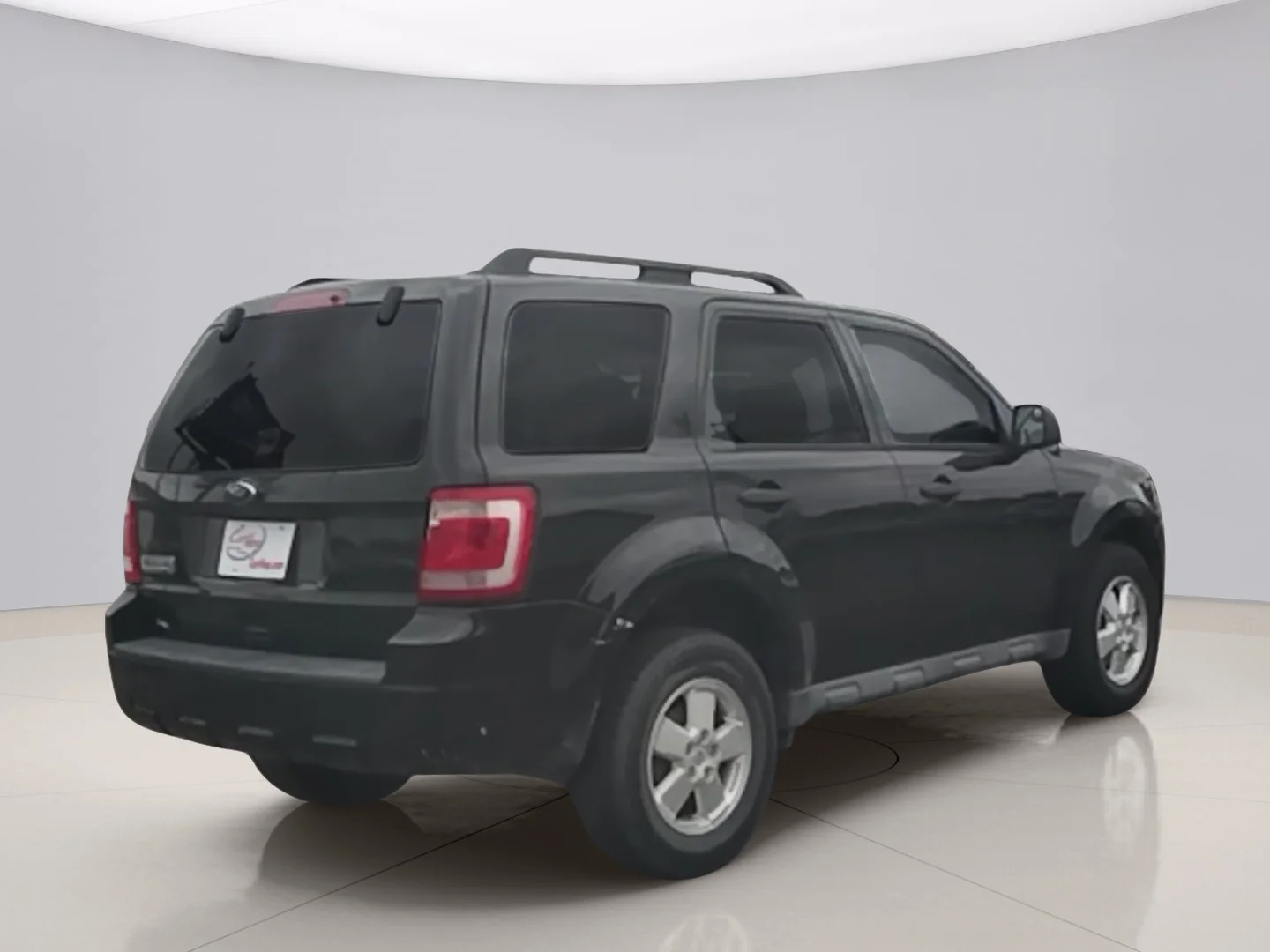 Used 2010 Black Ford XLT image 5