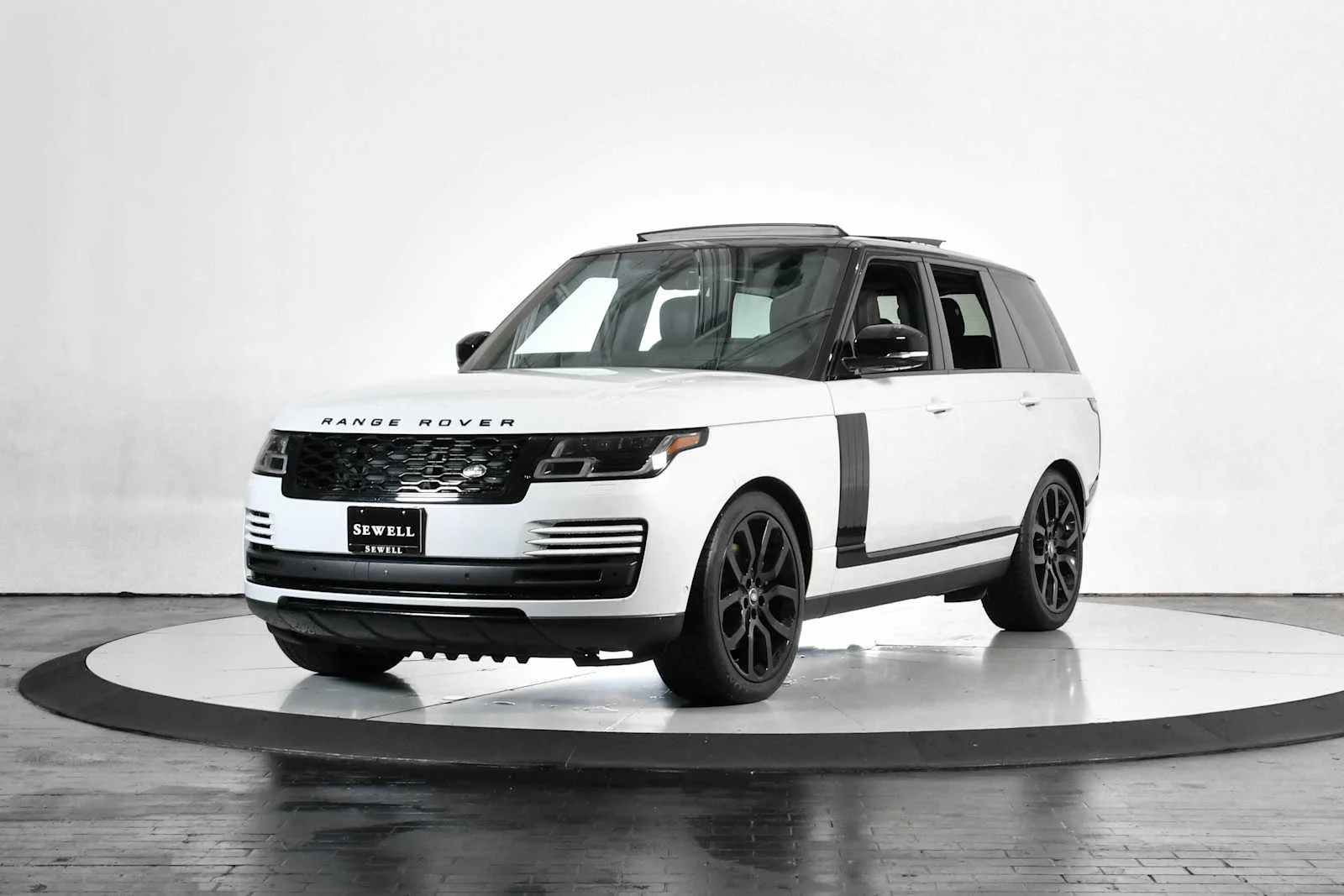 2020 Land Rover Range Rover P525 HSE 4WD photo