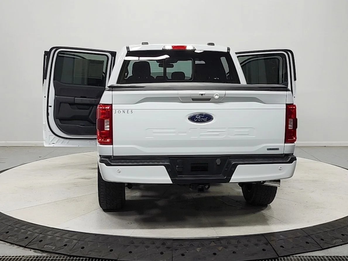 Used 2023 White Ford XLT image 15