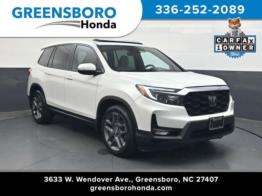 Used 2022  Honda EX-L image 1