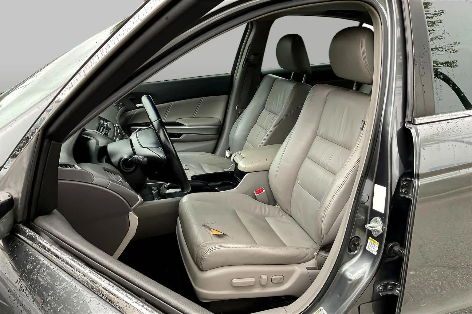 Used 2009 Polished Metal Metallic Honda EX-L image 7