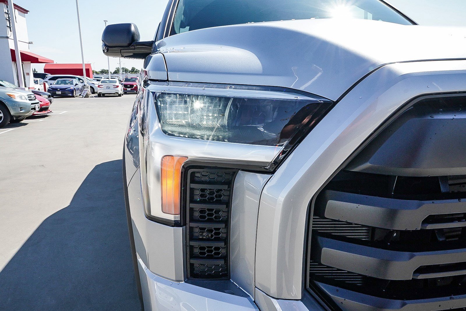 2026 Toyota Tundra SR5 - Photo 10