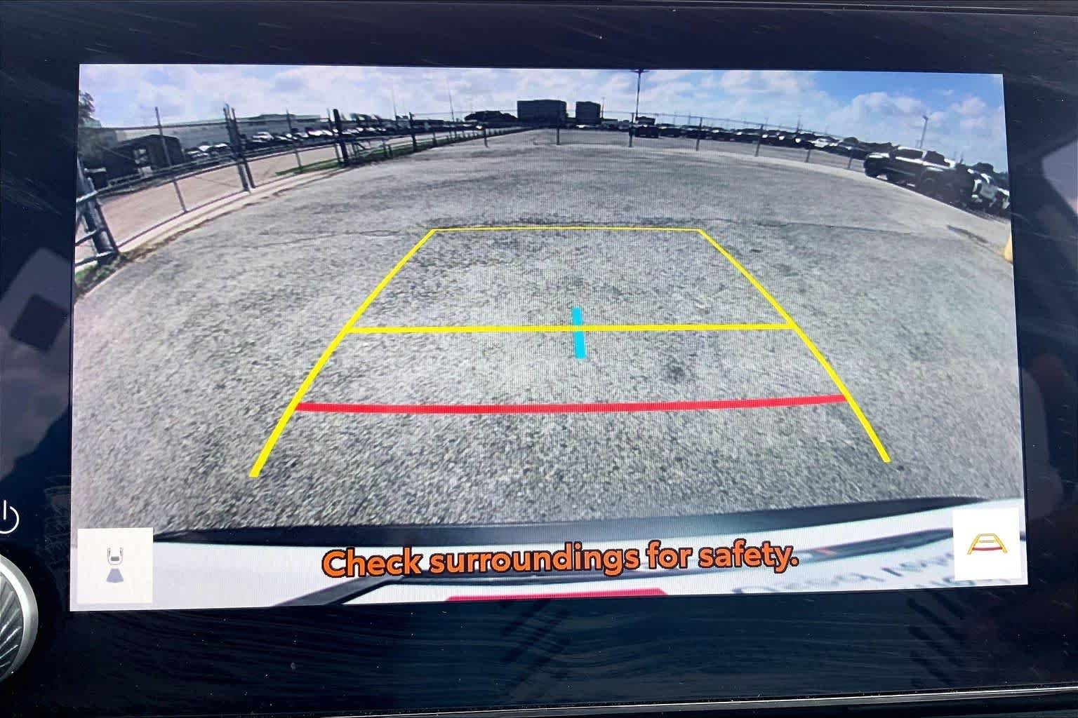 Used 2025 Ice Cap Toyota XLE image 26
