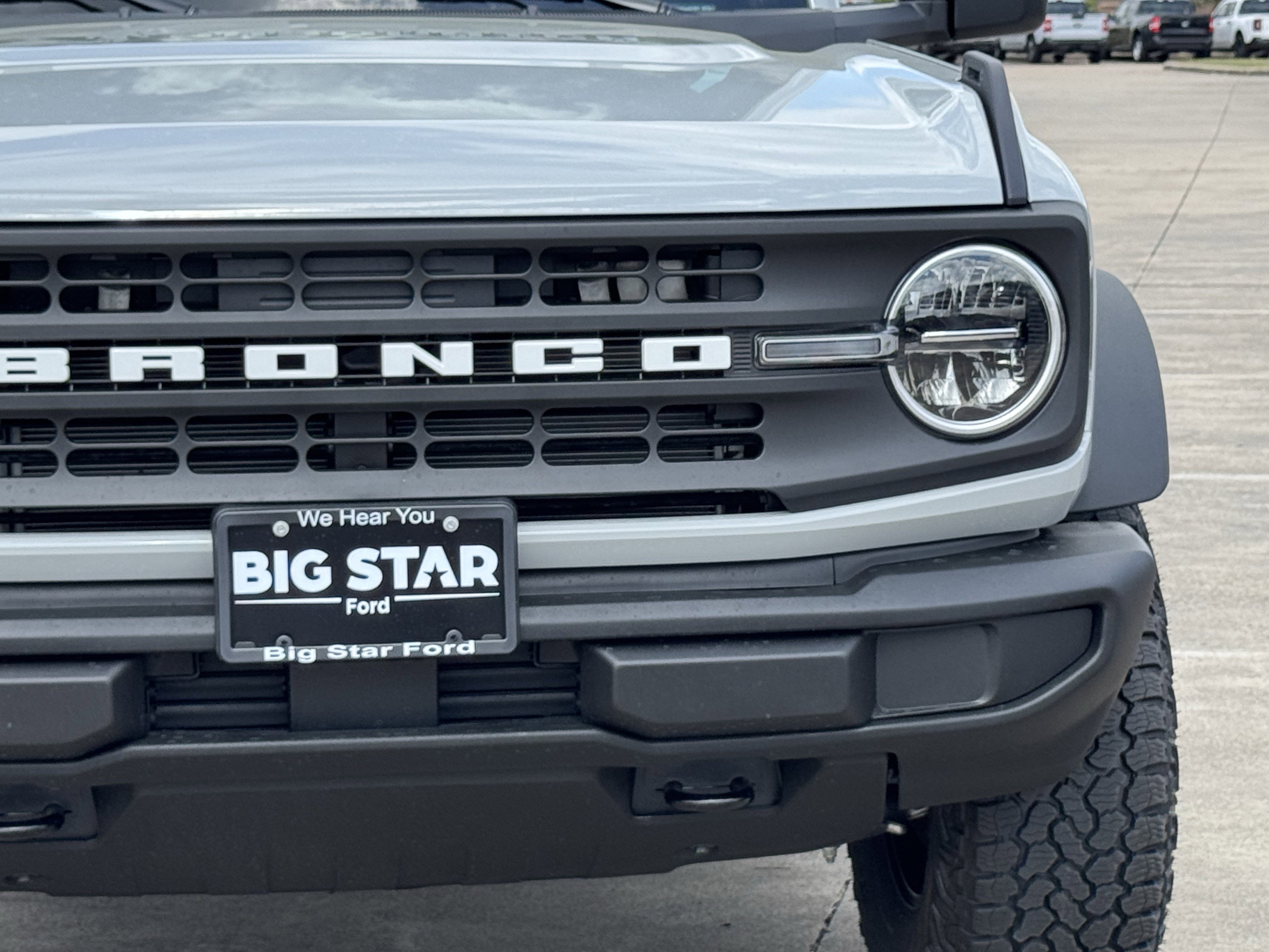 New 2026 Avalanche Ford Base image 4