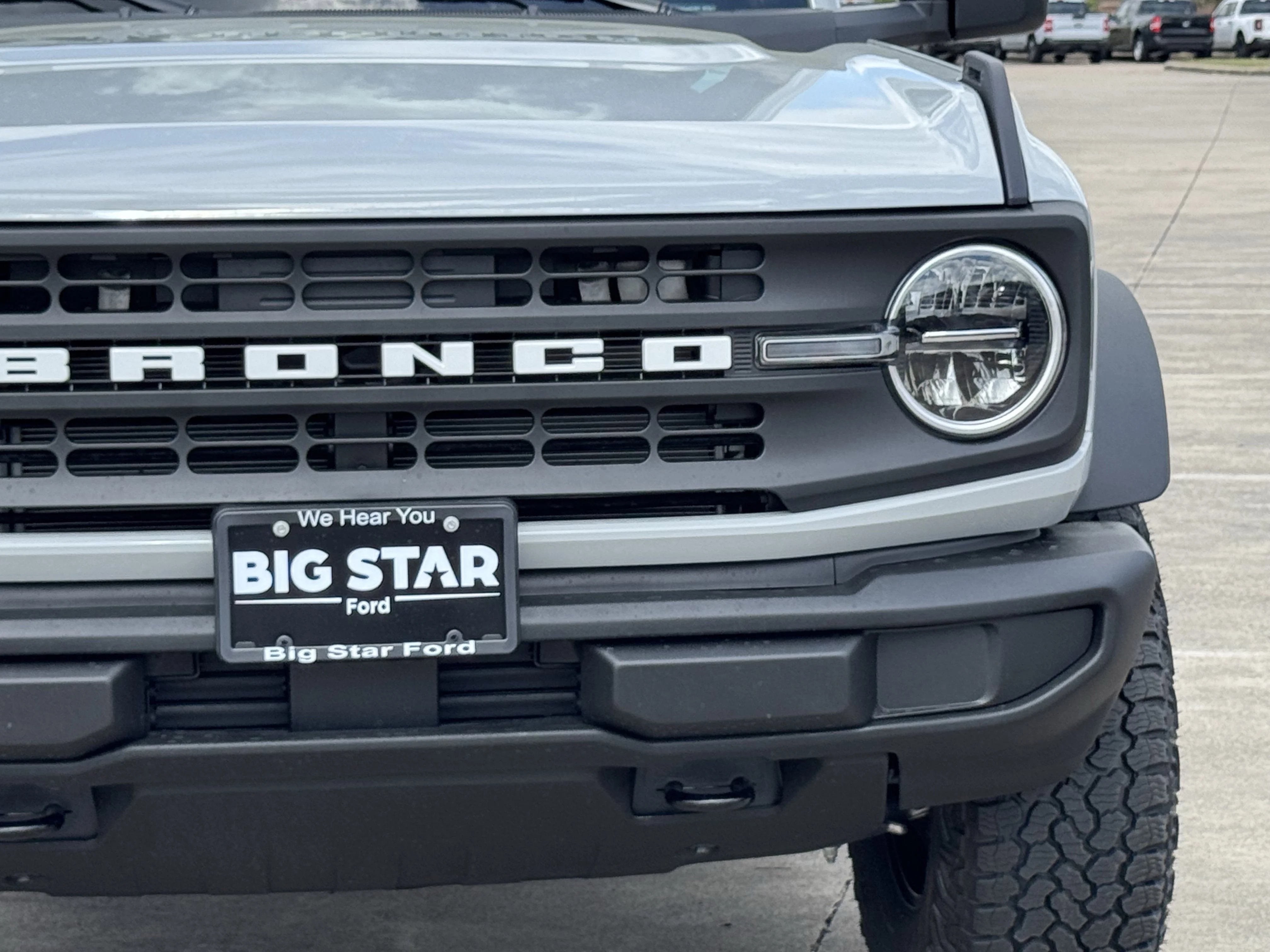 New 2026 Avalanche Gray Ford Base image 4