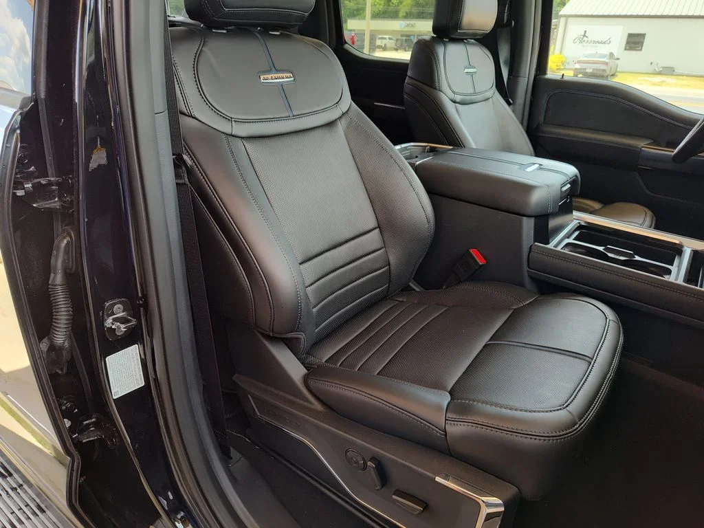 2026 Ford F-250 Super Duty Platinum - Photo 13
